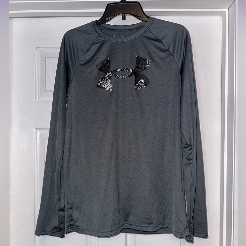 New under armour dri fit top